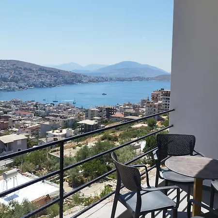 Horizon Hill * Sarande