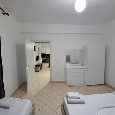 Horizon Hill * Sarande