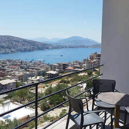 Horizon Hill * Sarandë