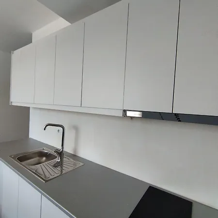 Horizon Hill Apartment