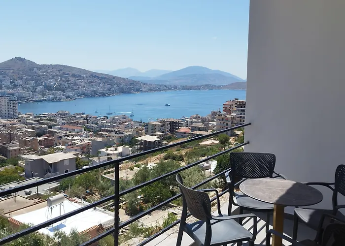 Horizon Hill * Sarandë